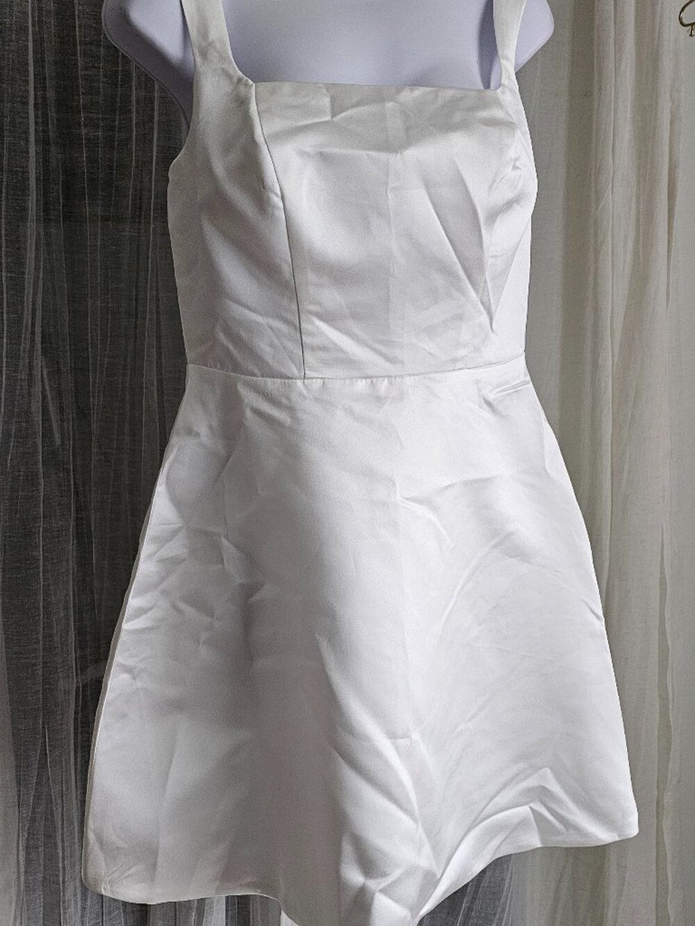 Women's Sleeveless Square Neck Satin Mini Dress White  10 NWT